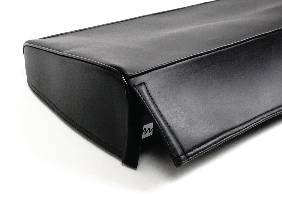DELIA Protective Cover